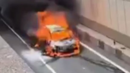 Машина загорелась на Звенигородском шоссе в Москве