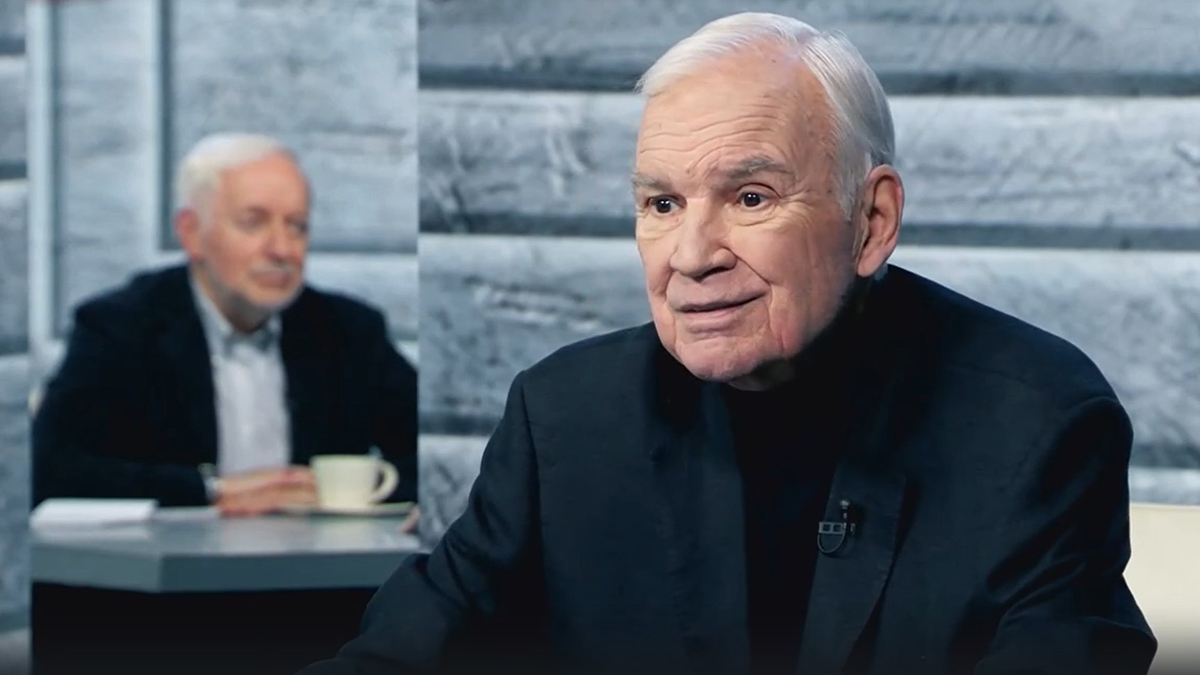 Mash: Телеведущего Молчанова госпитализировали пятый раз за год