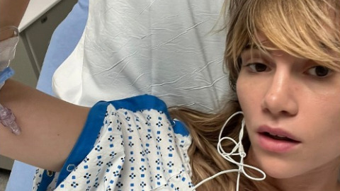 Жена Роберта Паттинсона попала в больницу из-за слишком узких штанов