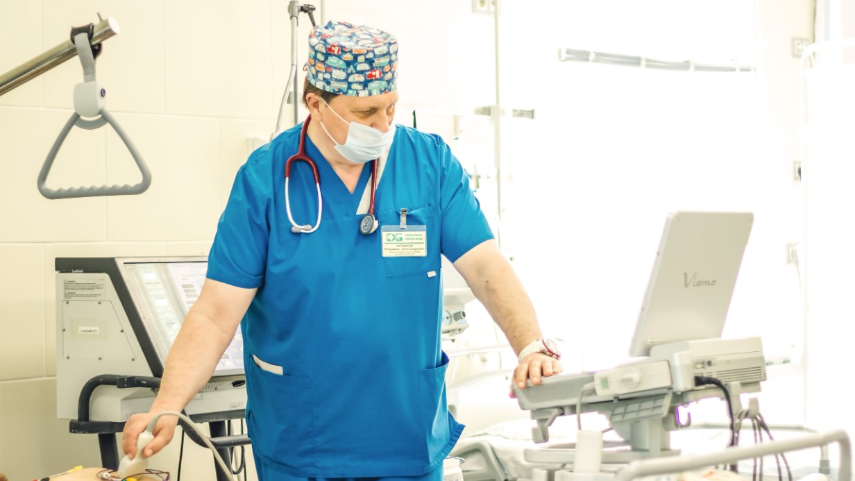 Врачи спасли мужчину с неуязвимой для антибиотиков инфекцией в Кировской области