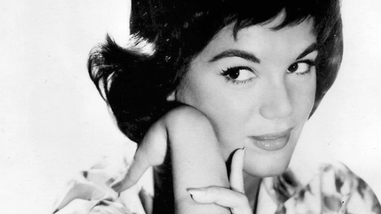 Скончалась исполнительница песни «Pretty Little Baby» Конни Фрэнсис