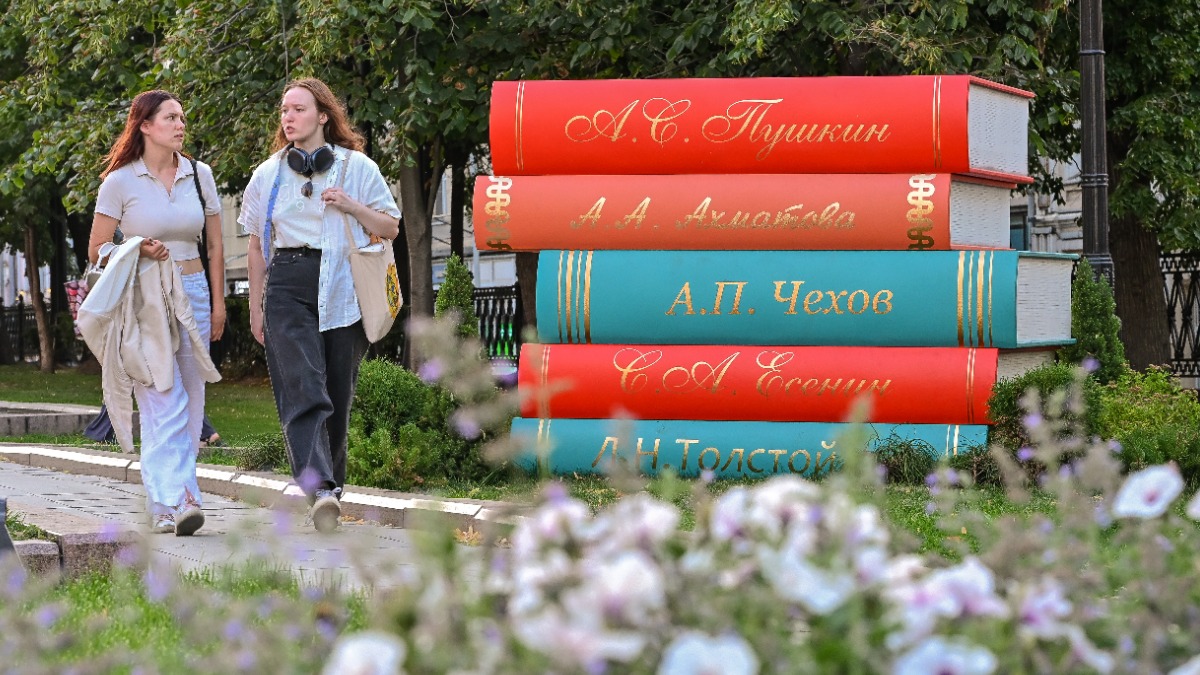 Литературный бульвар приглашает на «Открытый микрофон»