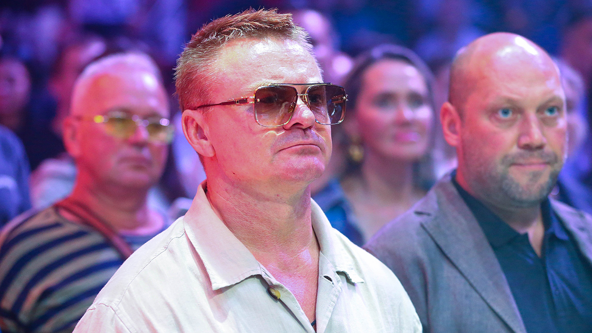 Жена актера Сычева обвинила его в измене