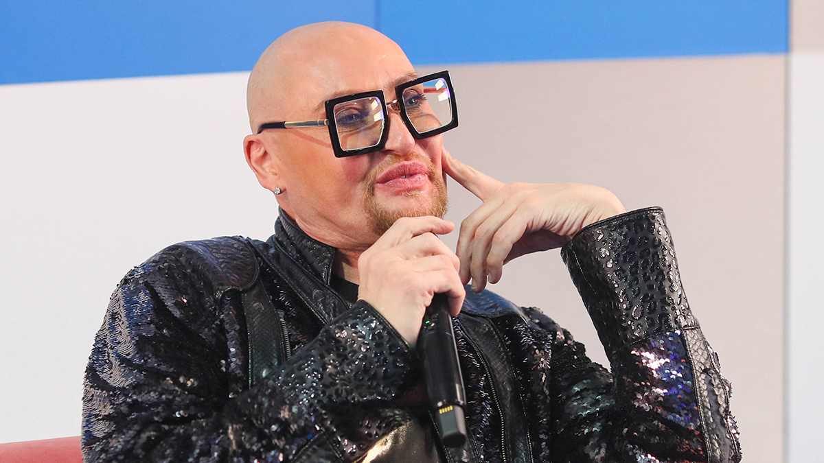 «Ненавижу людей с желтыми»: Шура собрался в девятый раз менять зубы