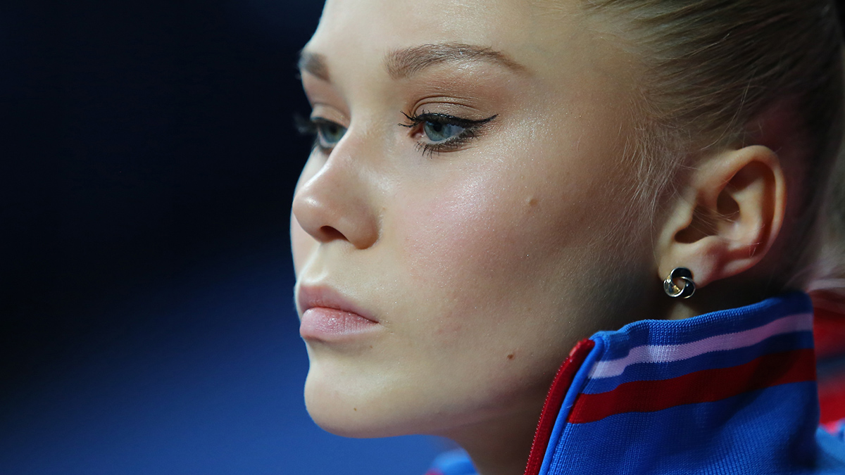 Ангелина Мельникова завоевала серебро в вольных упражнениях на турнире в Париже