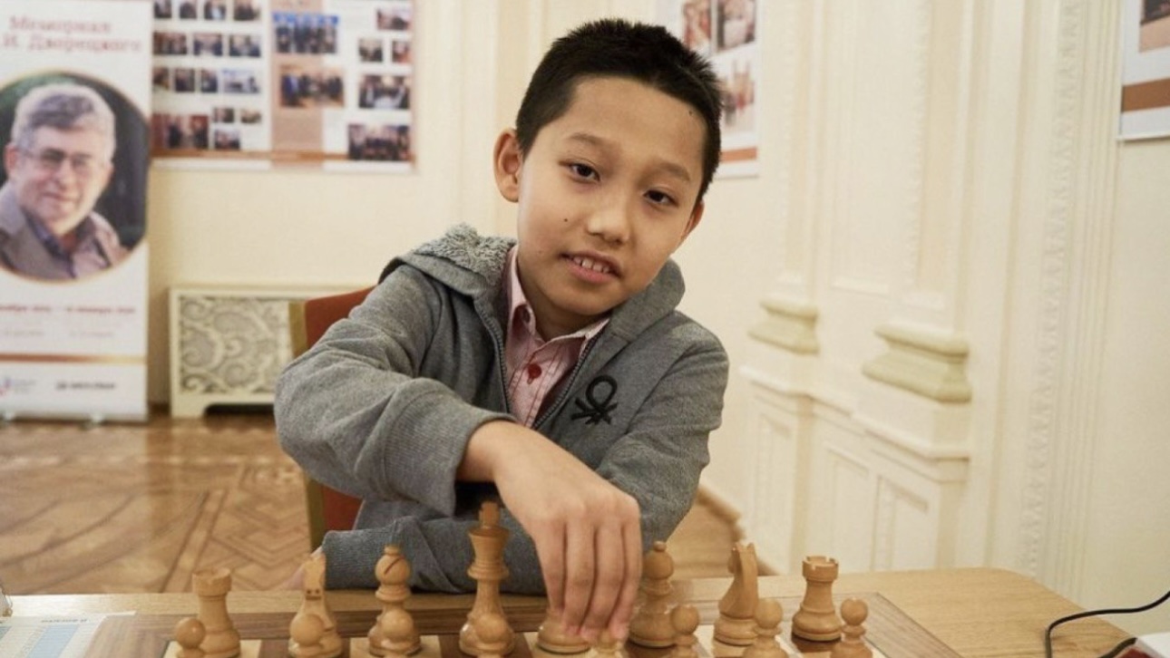 Десятилетний российский шахматист Шогджиев стал международным мастером