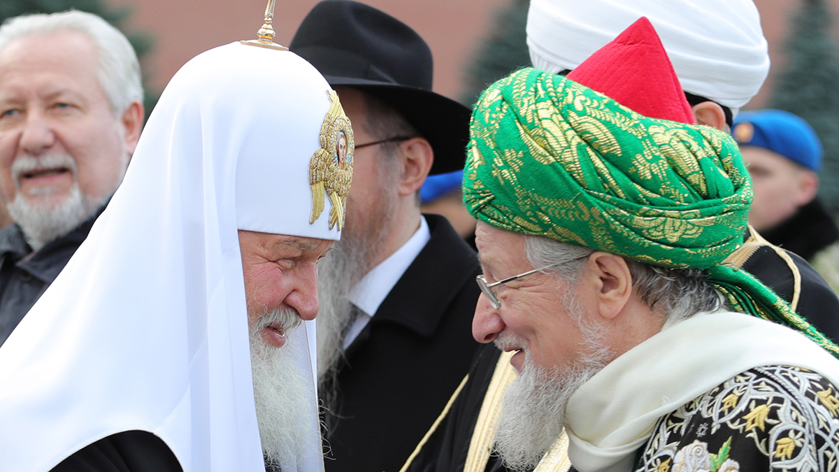 Верховный муфтий РФ заявил, что готов «рвануть» в зону СВО с патриархом Кириллом