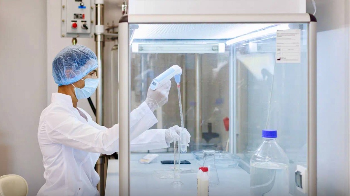 Собянин: Резиденты технопарков направили в зону СВО более 60 тонн гумпомощи