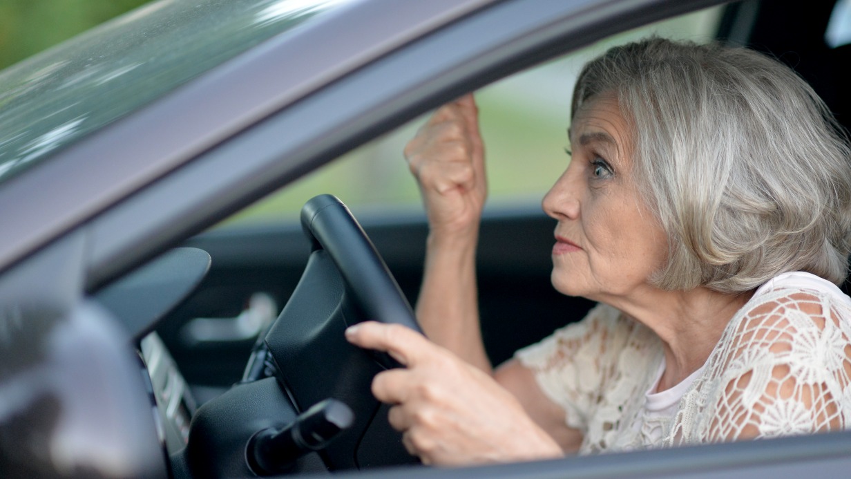 Хотя количество аварий с участием пожилых людей выросло, в целом на них приходится меньше 5 процентов ДТП