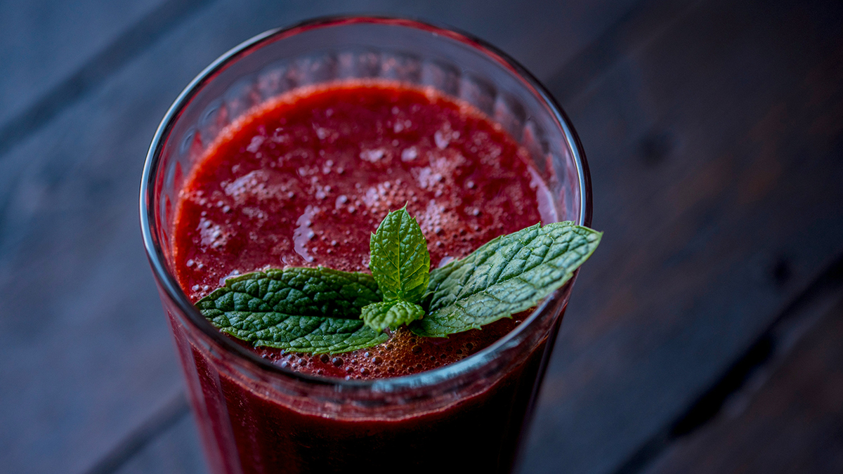 Чем полезен свекольный сок