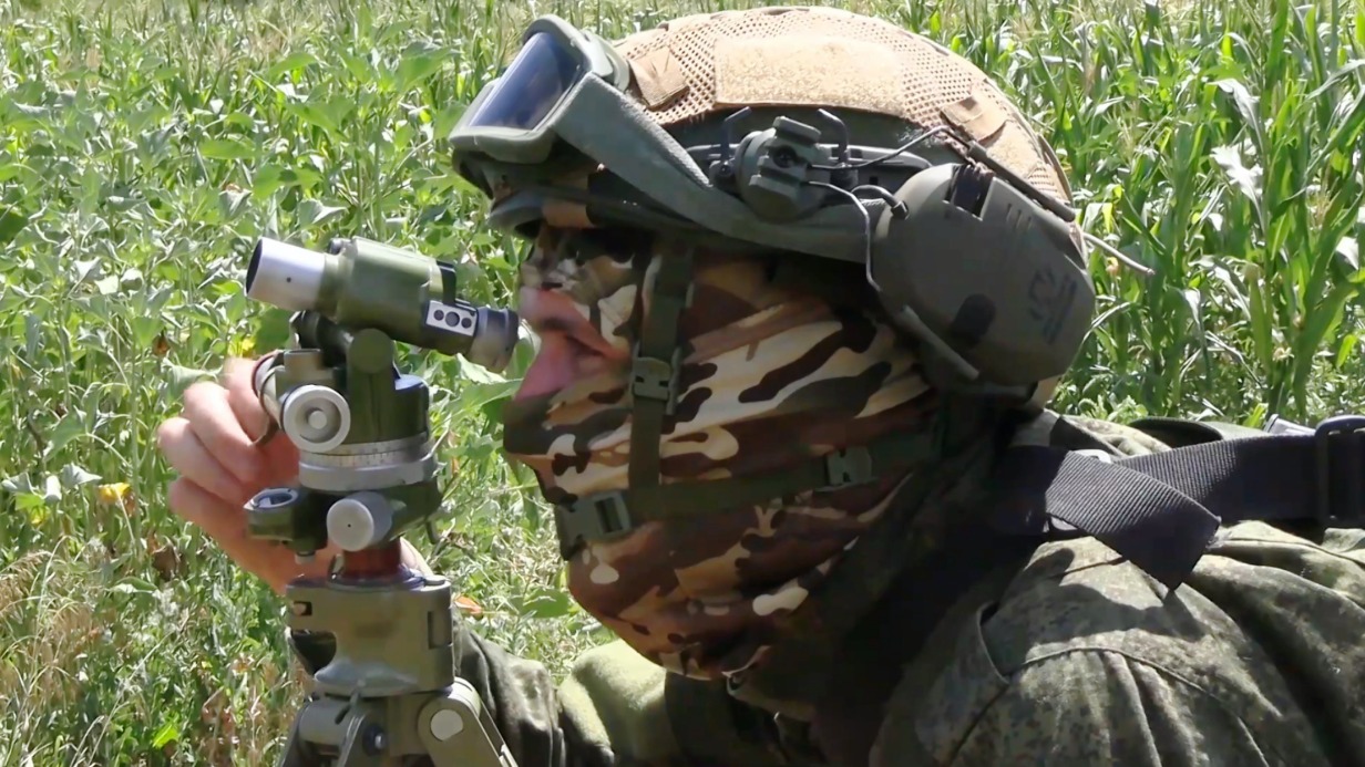 Наводчик РСЗО «Ураган» с позывным «Майор» выполняет задачи в зоне СВО