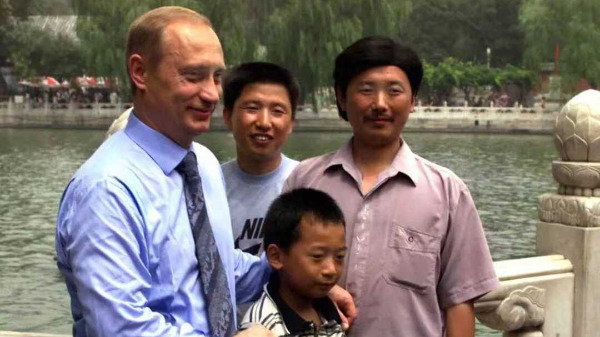 Поцелованный Путиным 25 лет назад китаец рассказал, как это изменило его жизнь