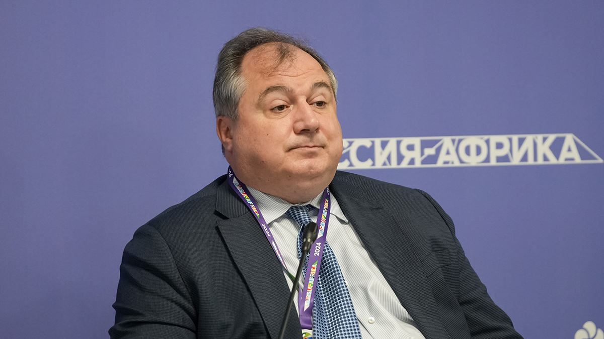 Посол России в Польше вручил верительные грамоты Навроцкому