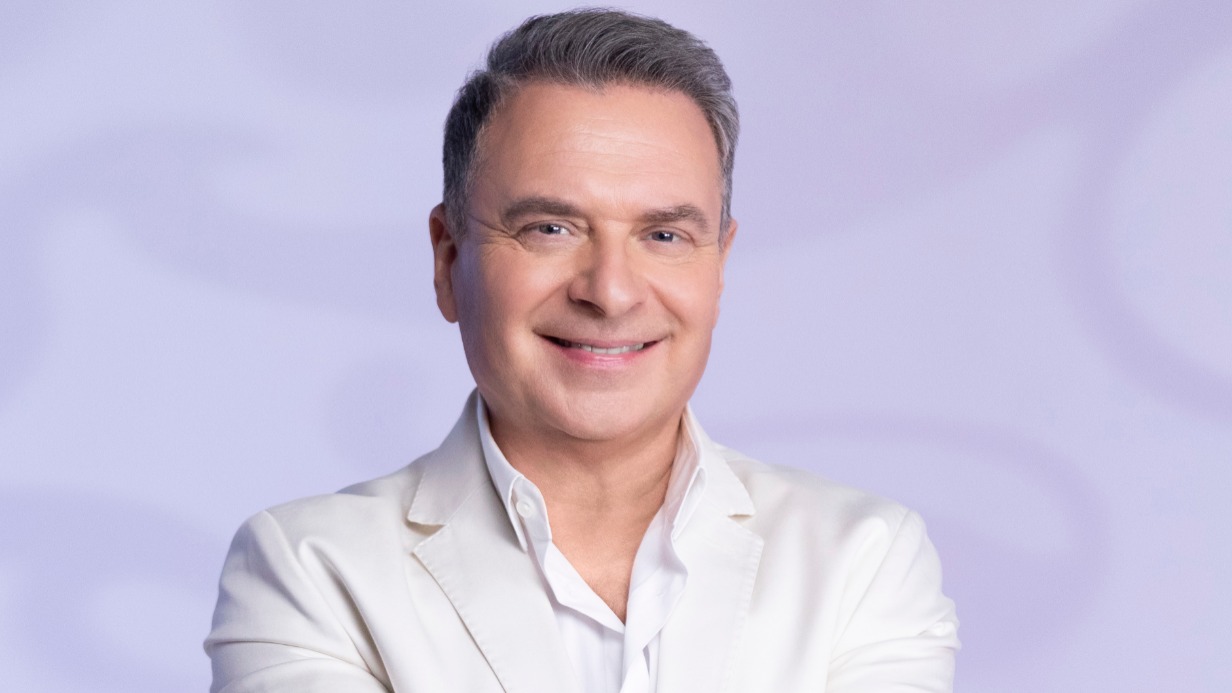 «Люся Чеботина прекраснее Дженнифер Лопес»: певец Александр Добронравов — о новом альбоме и артистах-однодневках