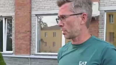 Кузбасский бизнесмен высыпал 70 килограммов фекалий под окна администрации