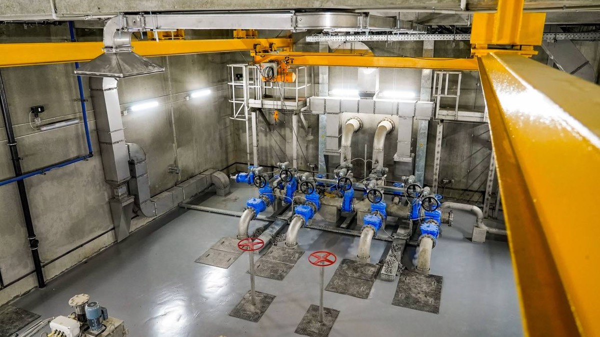 Специалисты реконструируют крупные очистные сооружения «Ватутинки-1» в ТиНАО