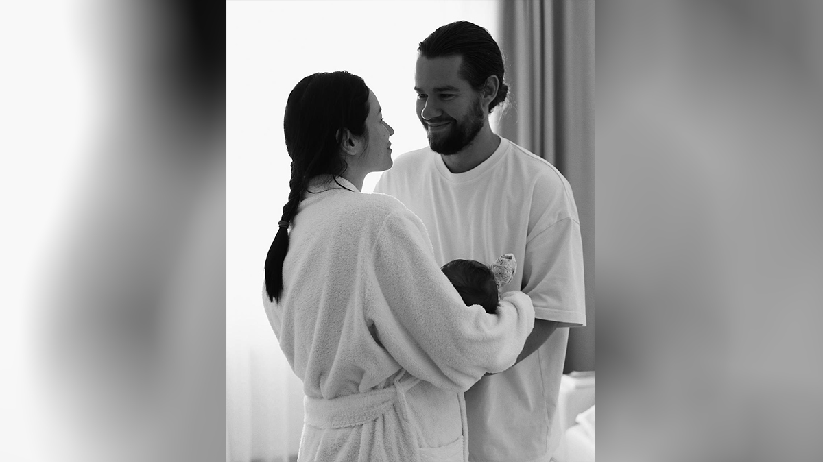 «Разрешите познакомить»: Ида Галич стала мамой во второй раз