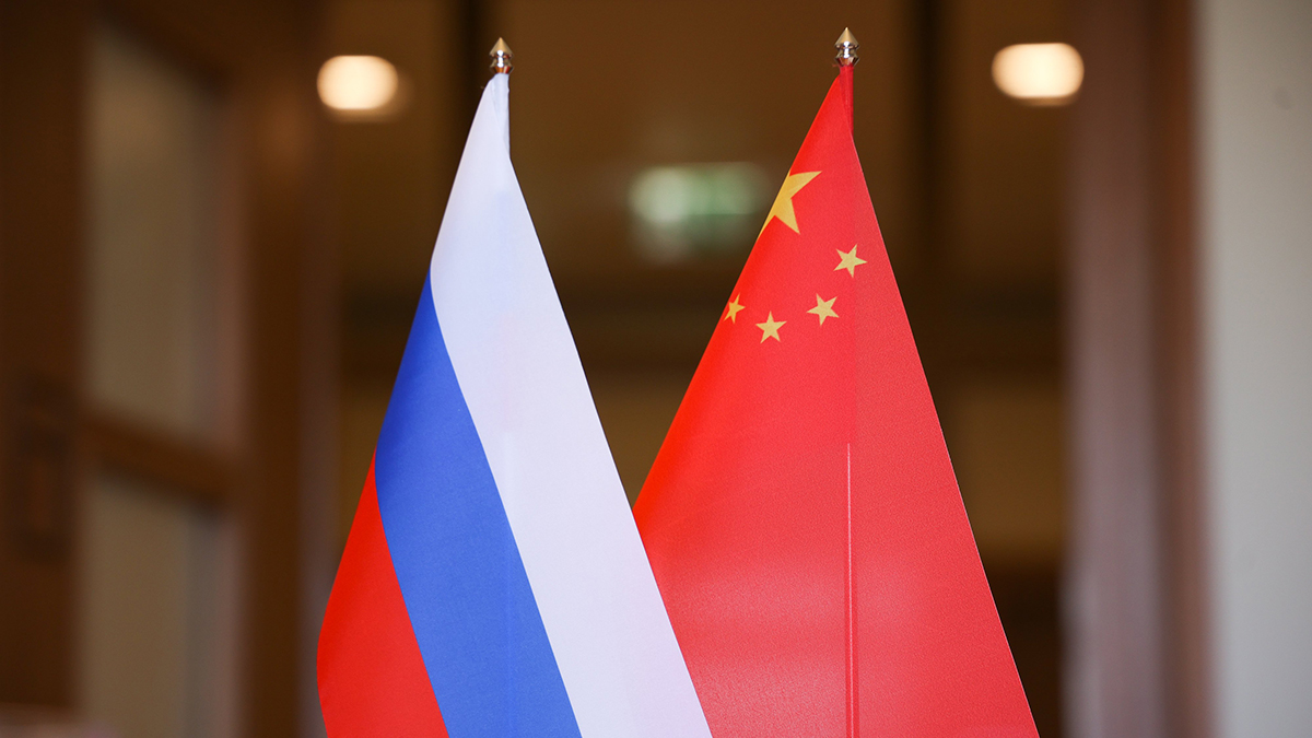 Россия и Китай подписали свыше 20 соглашений по итогам переговоров в Пекине