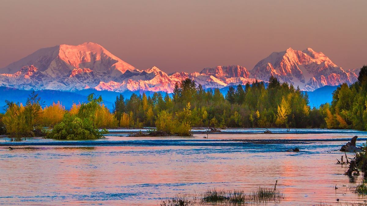 Почти все журналисты кремлевского пула получили визы США перед саммитом на Аляске