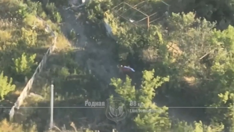 Десантники подняли российские флаги во всех микрорайонах Часова Яра