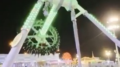 Аттракцион разломился пополам и рухнул в Саудовской Аравии, пострадали 23 человека