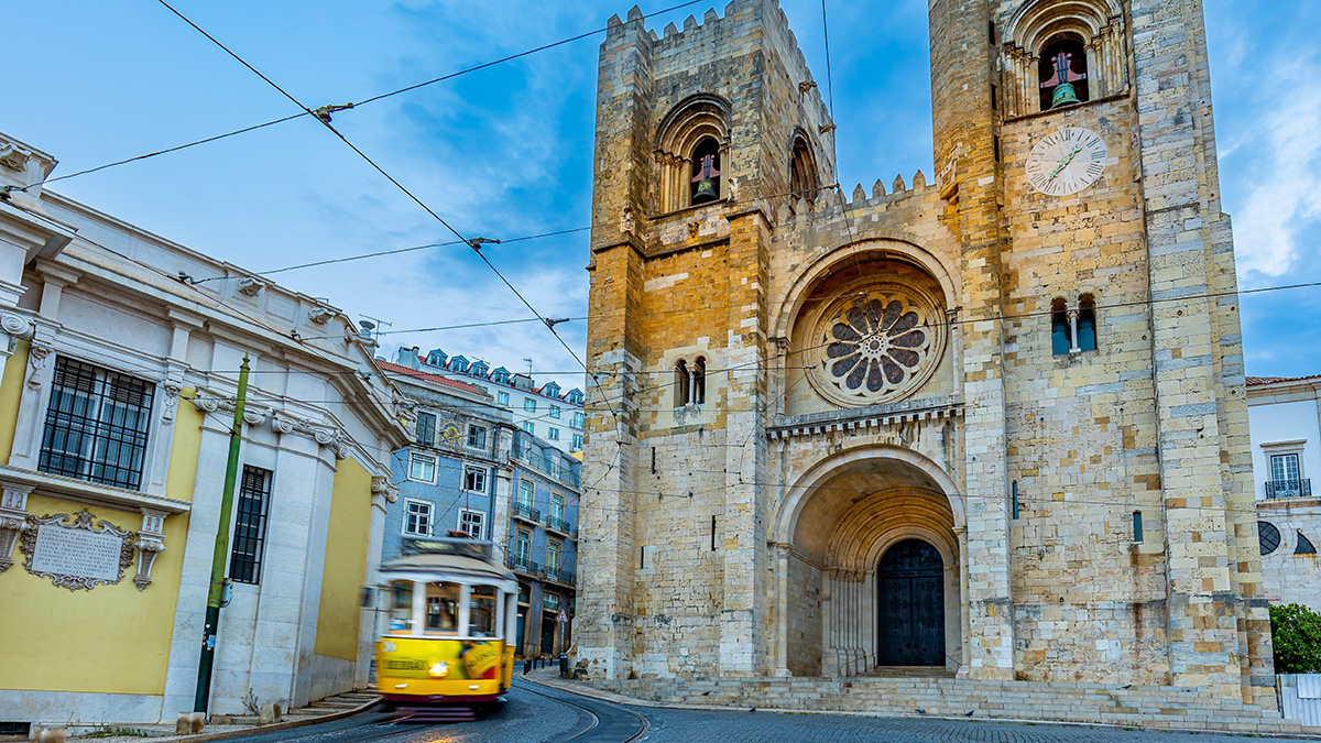 Обезглавленного мужчину нашли в историческом центре Лиссабона