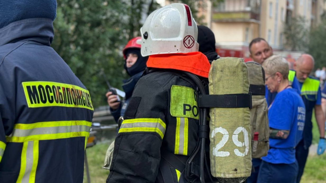Спасатель погиб при тушении пожара в Подмосковье