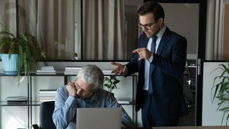 Кого из сотрудников работодатель может отправить на прием к психиатру и зачем