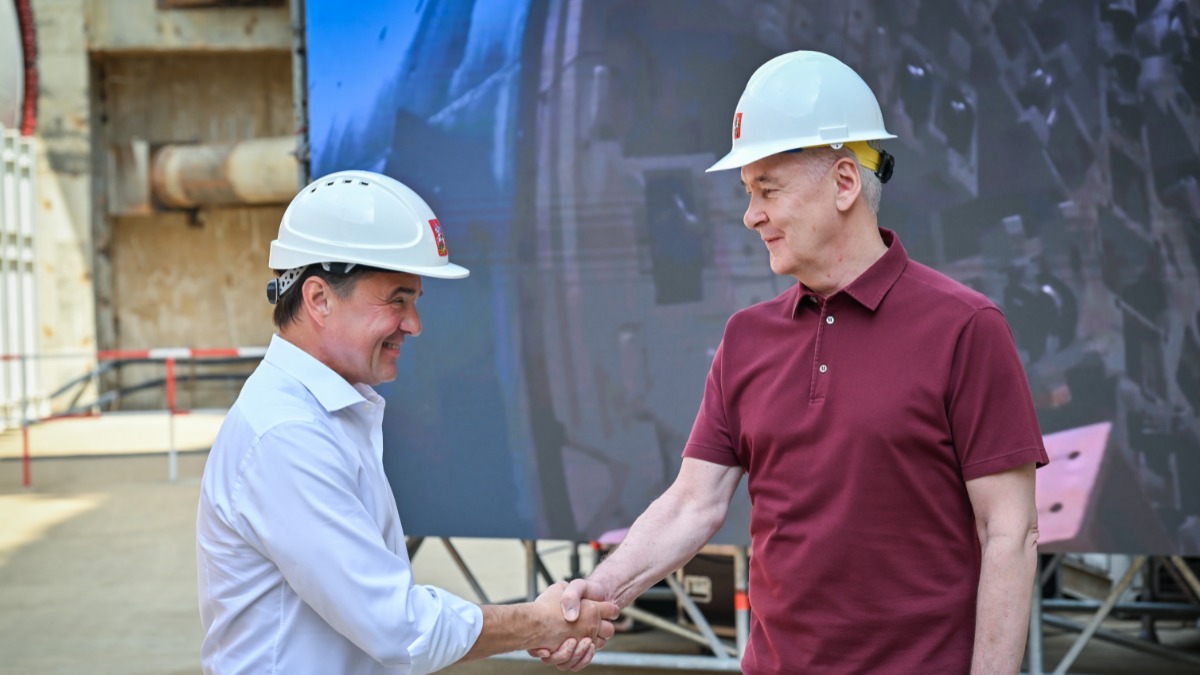 Мэр Москвы Сергей Собянин и губернатор Московской области Андрей Воробьев обсудили развитие Рублево-Архангельской линии метро