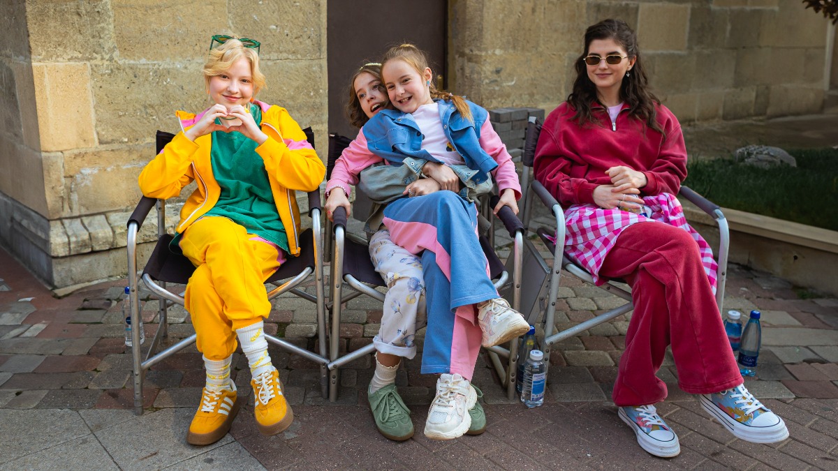 В кинопарке «Москино» завершены съемки эпизодов полнометражного фильма «Папины дочки. В кино» 