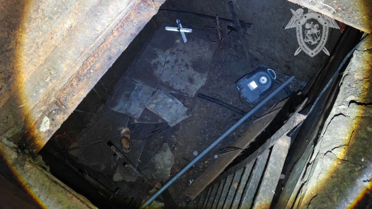 Житель Чувашии погиб при попытке вывести плесень из подвала гаража