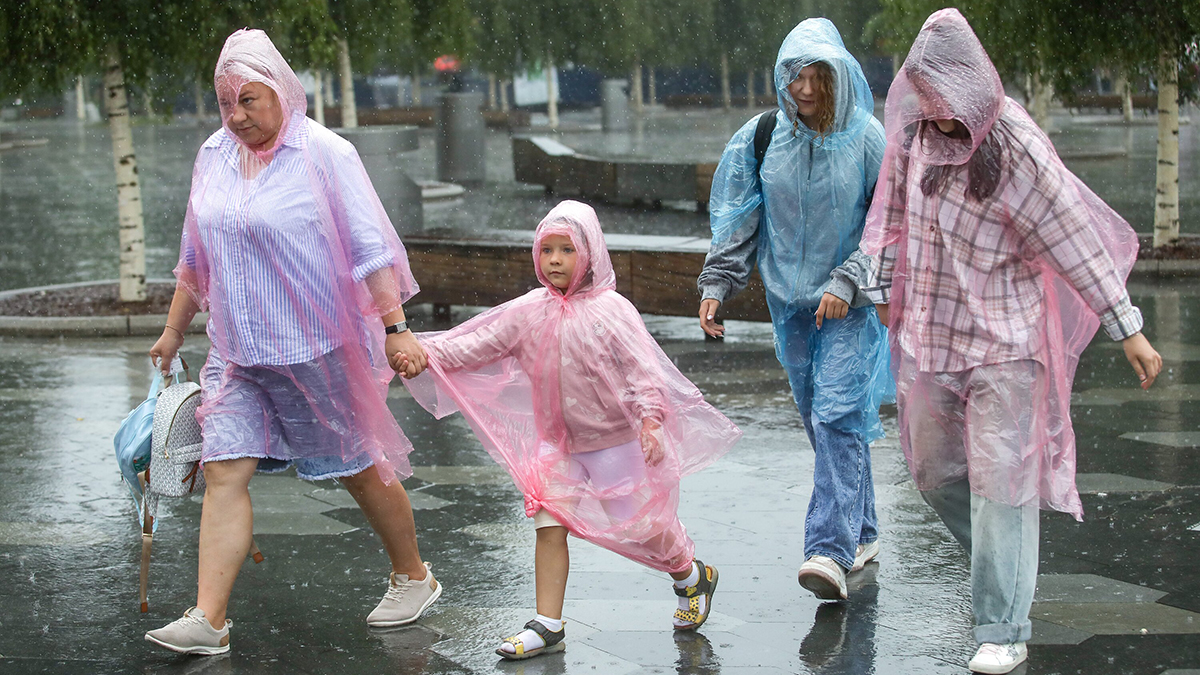 Треть месячной нормы осадков выпала в Москве за 12 часов 4 августа