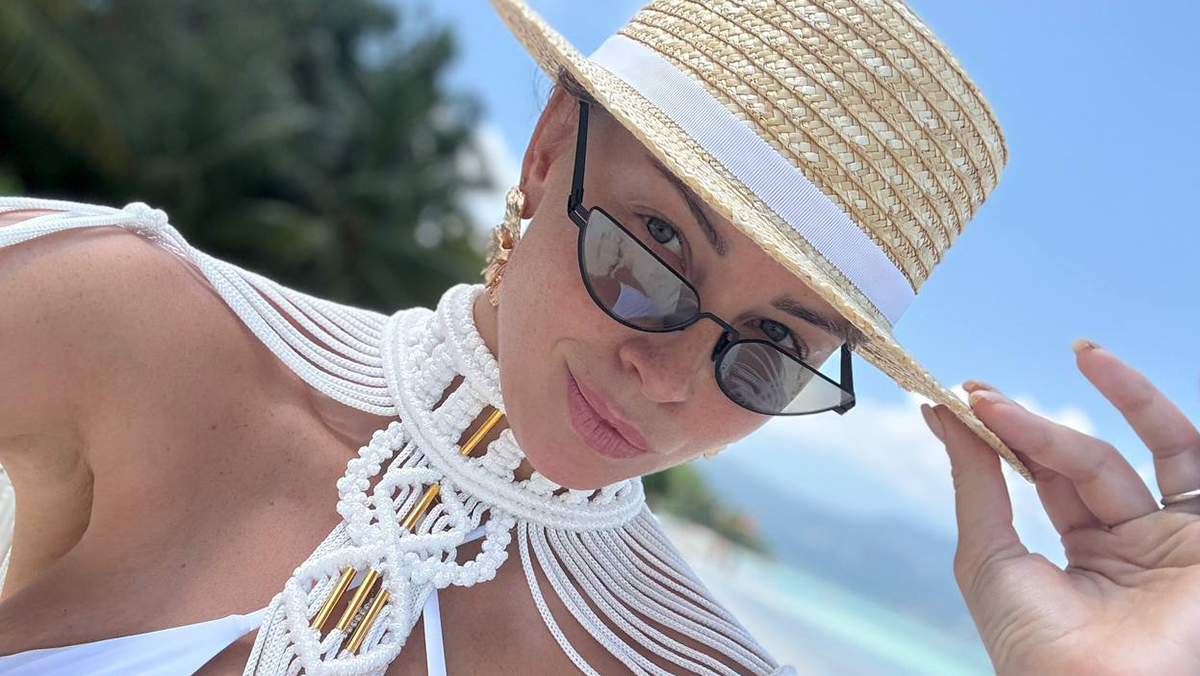 Пять тысяч за вход: чему Полина Диброва учит в своем закрытом клубе рублевских жен