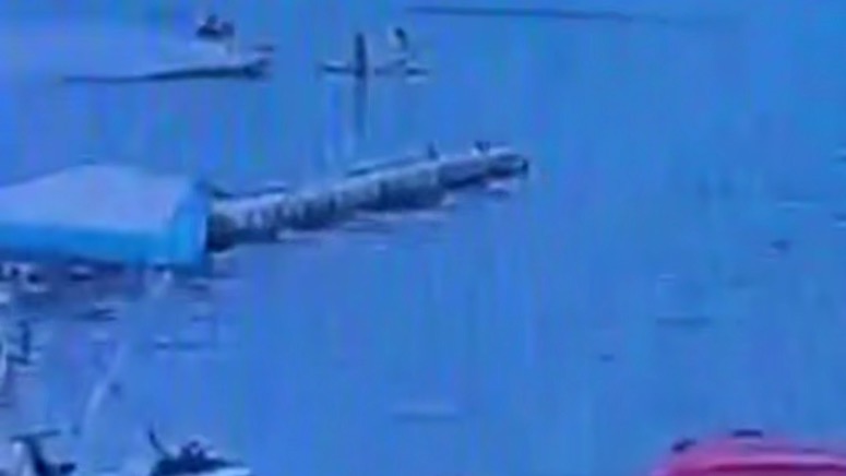 Появились кадры, как гидроцикл переезжает двух девочек на сапе в Приморье