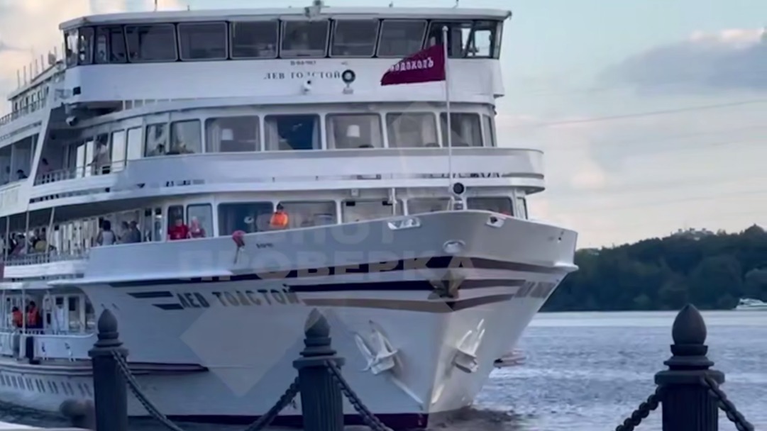 Shot: Массовое отравление произошло на теплоходе «Лев Толстой» во время круиза