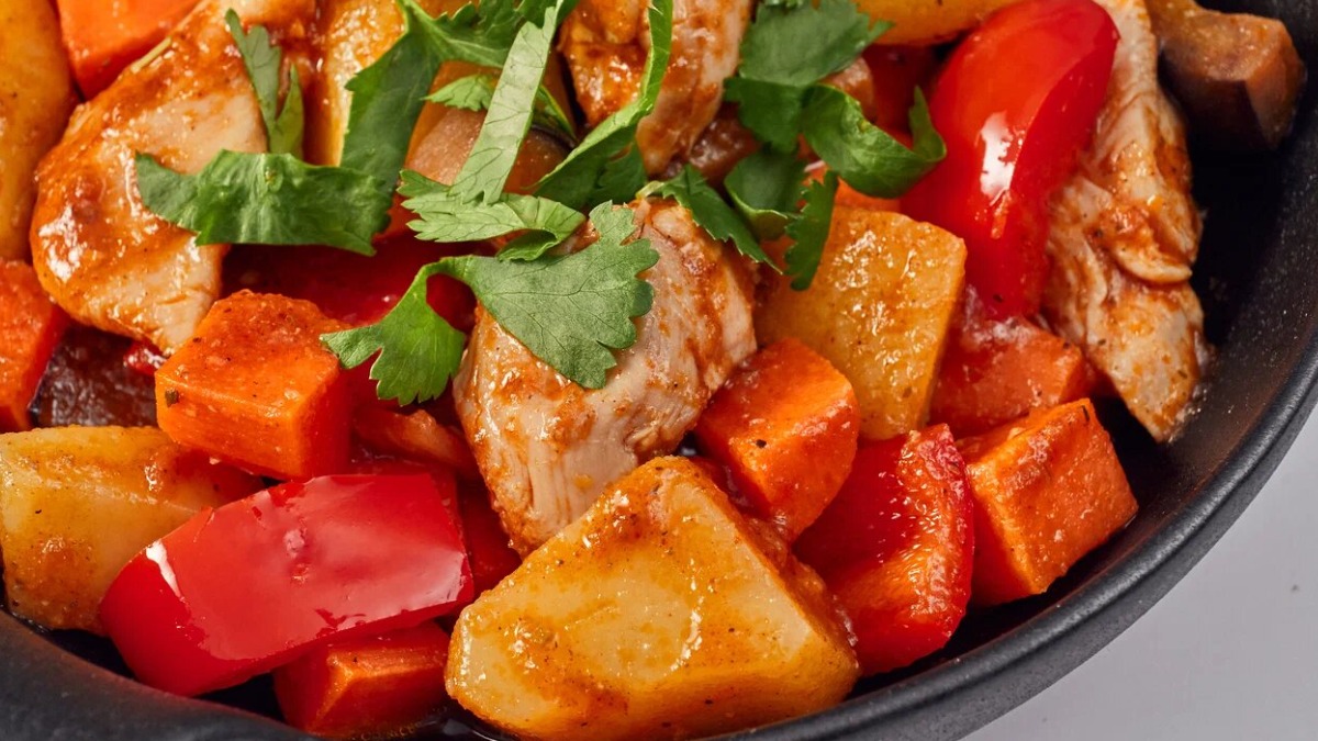 «Перекресток» расширил ассортимент готовой еды новыми блюдами грузинской кухни