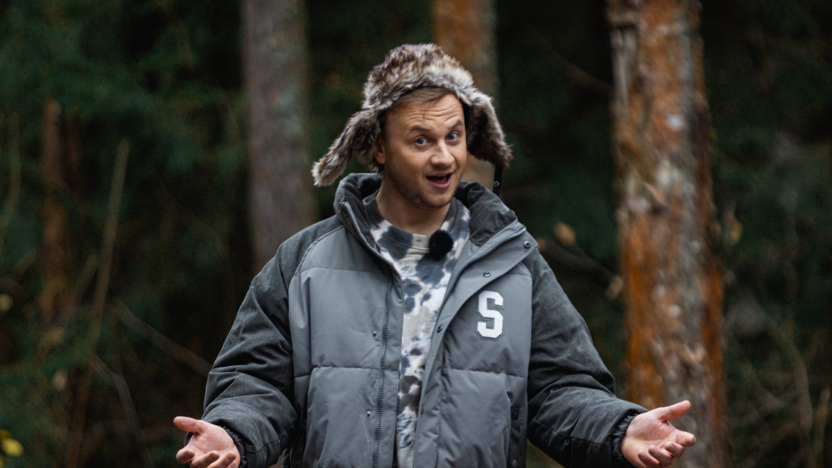 Актер Дмитрий Журавлев во время съемок шоу «Прятки» в Московской области