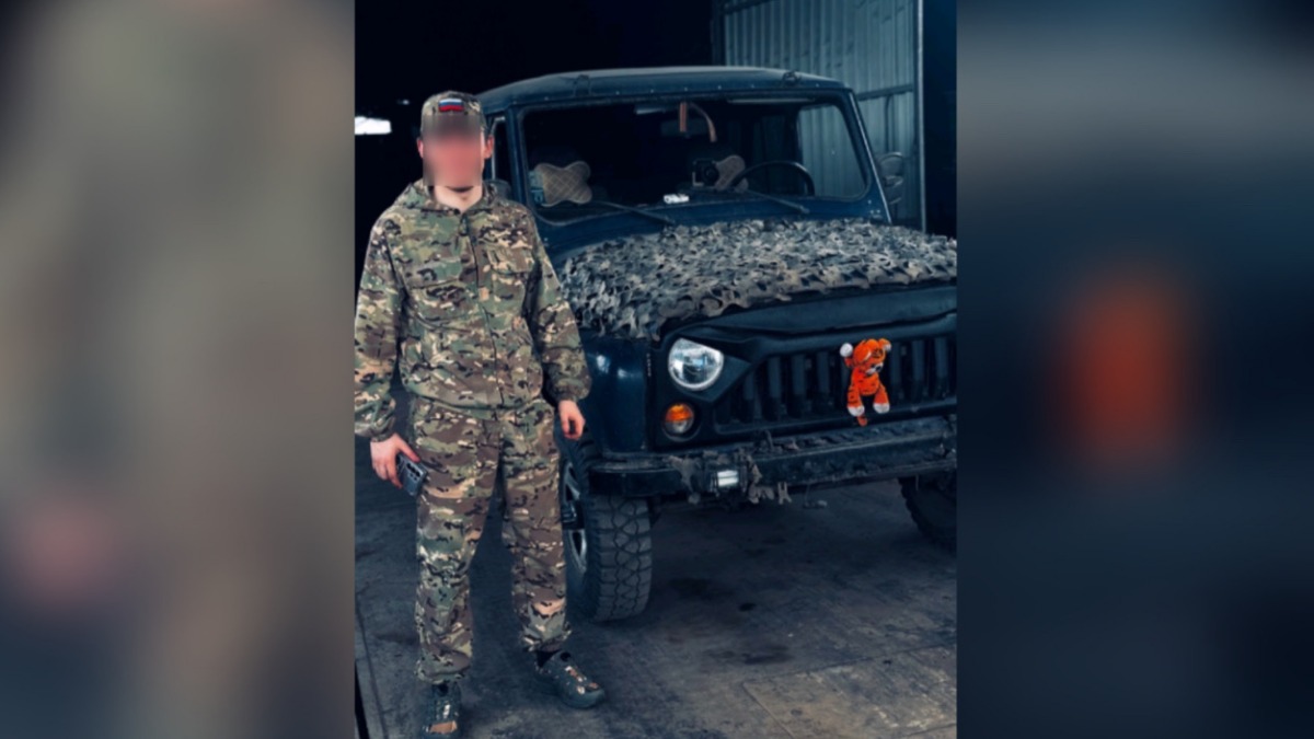 Младший сержант с позывным «Енот» служит в инженерных войсках и спасает раненых с поля боя