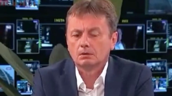 Инсульт случился у сербского министра во время прямого эфира на ТВ