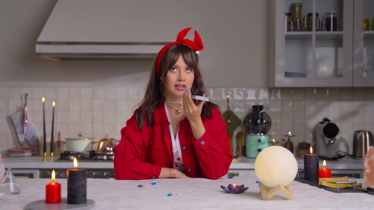 Появился первый тизер сериала «Няня Оксана»