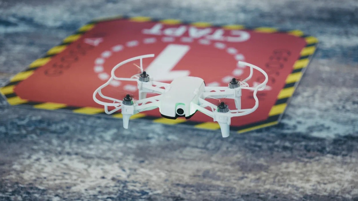 В ОЭЗ Москвы начнут производство российских образовательных дронов с ИИ