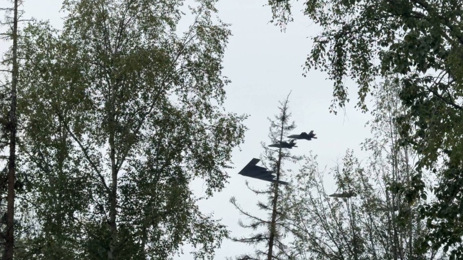 Генерал Липовой объяснил, почему над Путиным на Аляске пролетели истребители