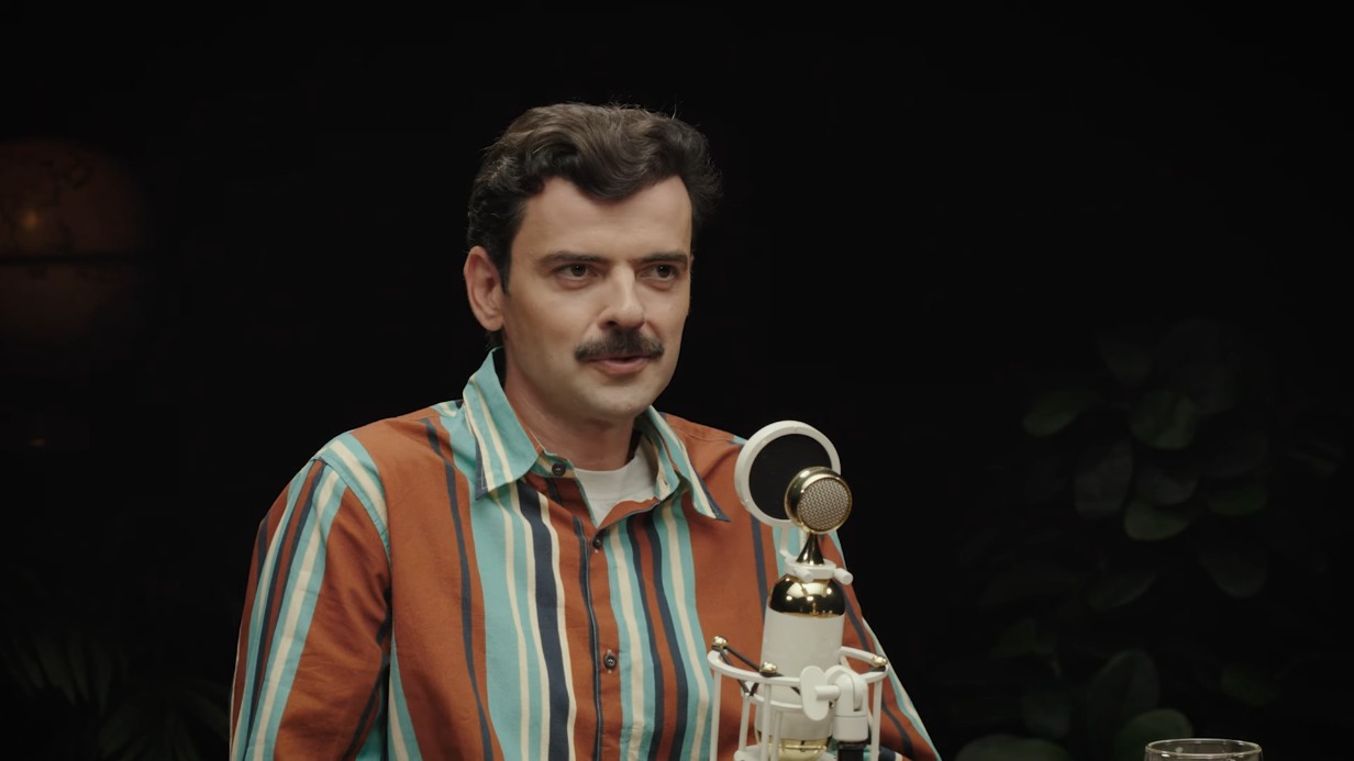 Актер Антон Лапенко рассказал, почему ему не нужны друзья