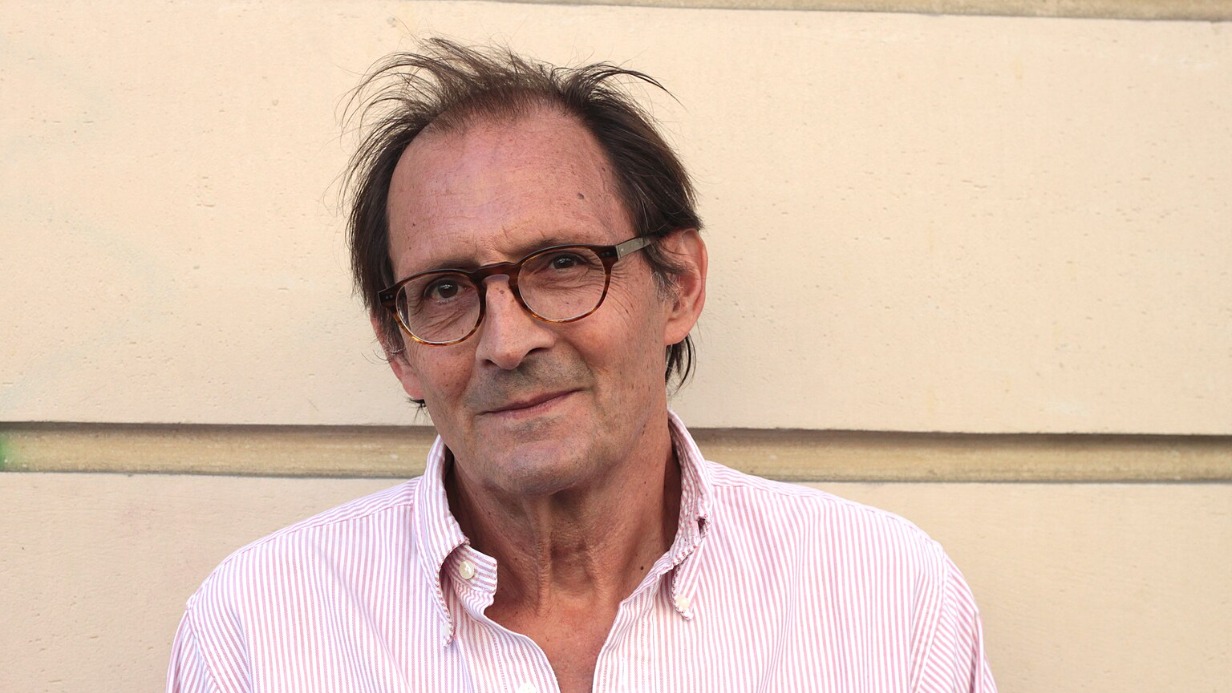 68a5e82482682c04af806c3c Умер французский актер Гай-Патрик Сендеришен, написавший сценарий к «Мегрэ»