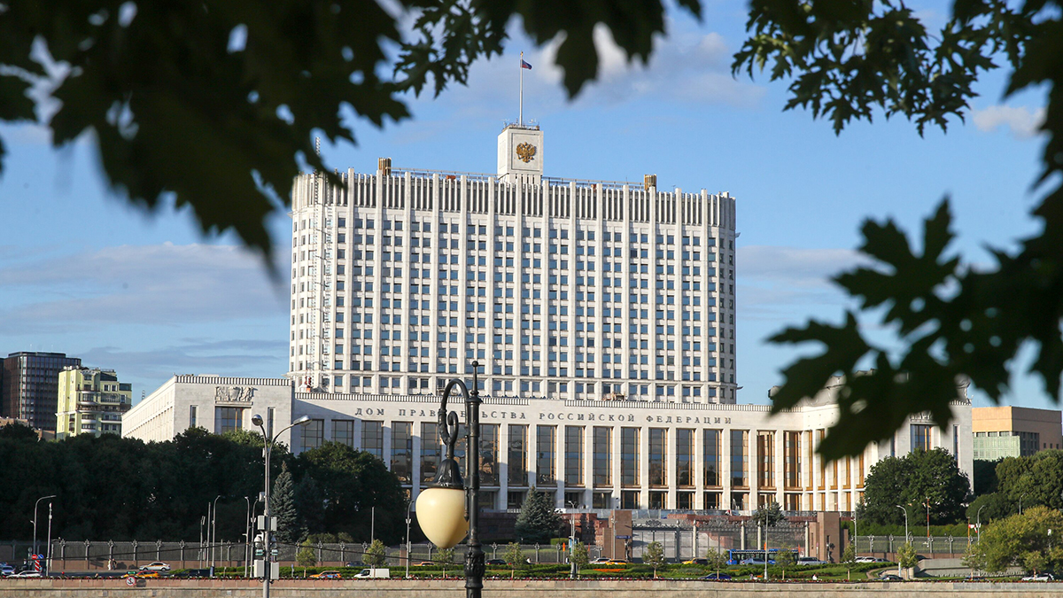 Правительство РФ продлило запрет на экспорт бензина для всех участников рынка