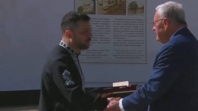 Зеленский наградил Келлога орденом «За заслуги» I степени