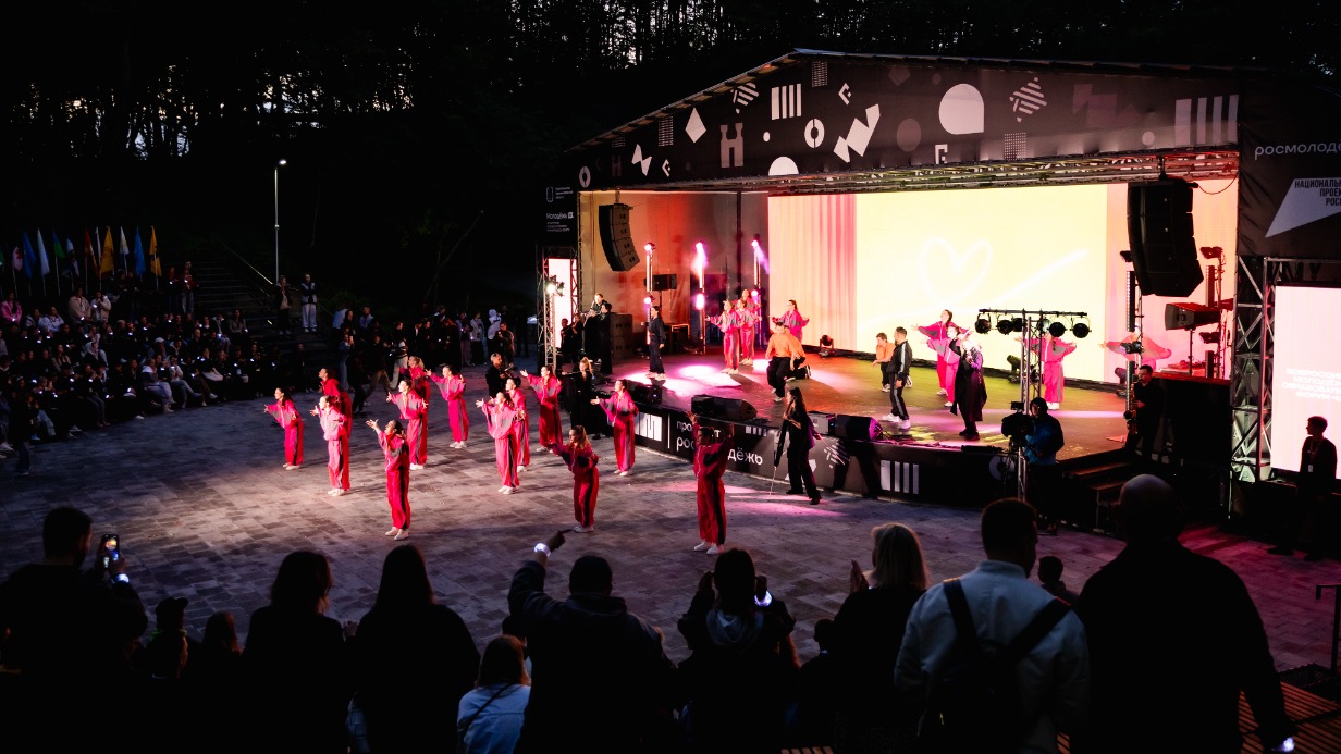 Открылся второй образовательный заезд форума «ШУМ» для юных талантов в медиа