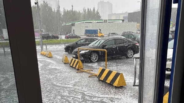 Циклон «Северин» принес первый снег в Санкт-Петербург
