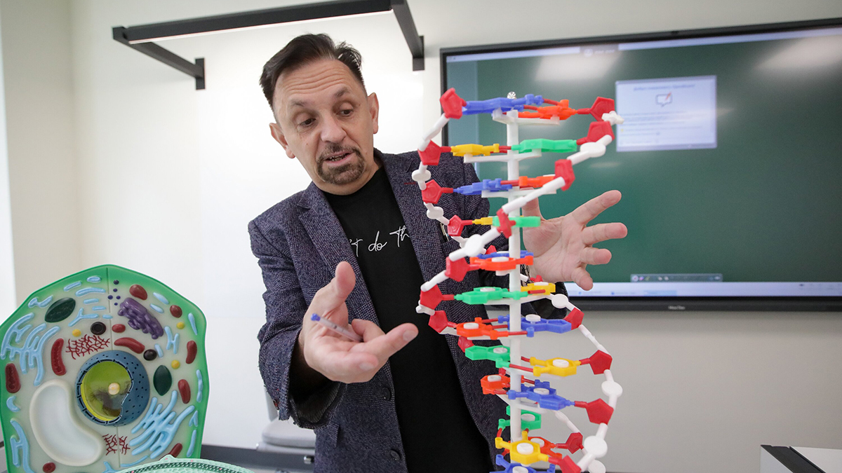 Эксперт раскритиковал создание совета по защите чести и достоинства педагогов