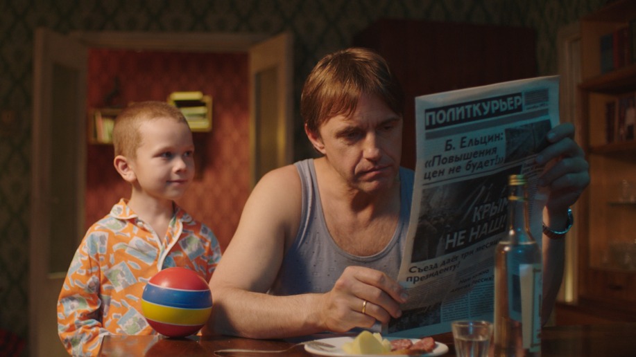 Кадр из фильма «Батя». Владимир Вдовиченков в роли бати и Андрей Андреев в роли его сына Максима